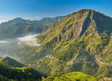 Piduruthalagala - tallest mountain